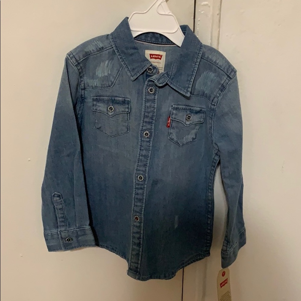 Levi shirt